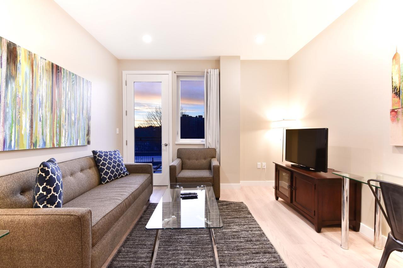 Global Luxury Suites At Longwood บรูคไลน์ ห้อง รูปภาพ