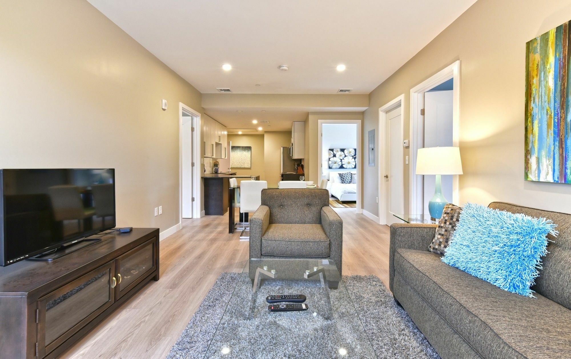Global Luxury Suites At Longwood บรูคไลน์ ภายนอก รูปภาพ